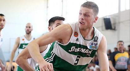 Δεν παίζει με Λαμποράλ ο Χαραλαμπόπουλος