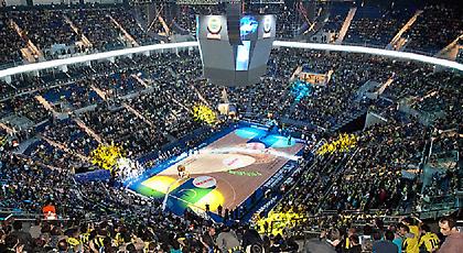 Έτοιμοι οι οπαδοί της Φενέρ για τη Ρεάλ (pics)