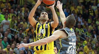 Σλούκας: «Τα κεφάλια κάτω»!