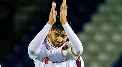 «Κόλλησε» η Χαρτς