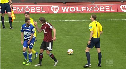 «Καμπάνα» για χειρονομία... όπλου στην Γερμανία!