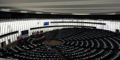 Επιπλέον κονδύλια για το προσφυγικό και την καταπολέμηση της τρομοκρατίας