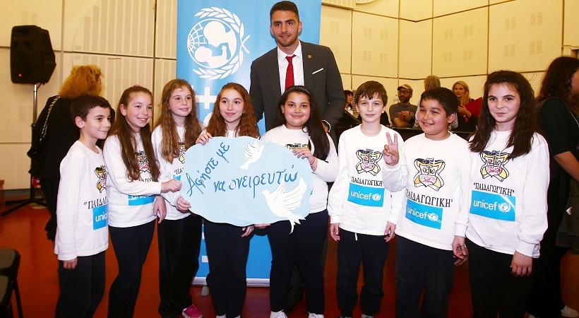 Ολυμπιακός: «Εμείς ορίζουμε το μέλλον των παιδιών»