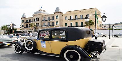 Ελαμψαν μοντέλα εποχής στις Σπέτσες