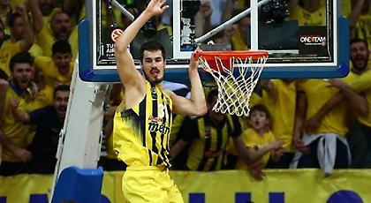 Το show της Φενέρ κόντρα στη Ρεάλ (video)