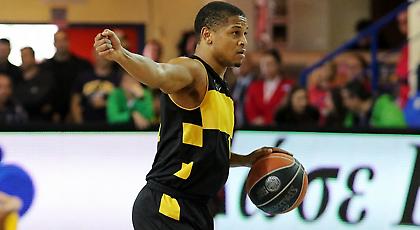 Γουότερς: «Τυχερός ο  Οκάρο»