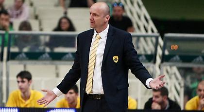 Ζντοβτς: «Πίεση σε εμάς, αλλά...»