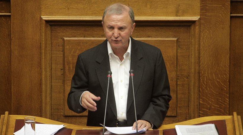 Παπαδόπουλος (ΣΥΡΙΖΑ): Θα παραιτηθώ αν επιβληθεί ΦΠΑ 24%