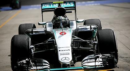 Αφεντικό ο Ρόσμπεργκ, καταστροφή για Χάμιλτον