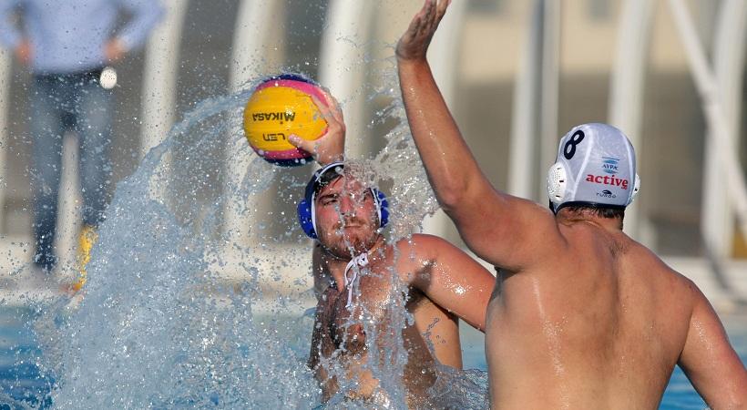 Ξύλο μέσα στην πισίνα στο Εθνικός-Υδραϊκός!