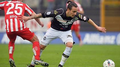 Ο Δώνης «κάρφωσε» δύο φορές την Τουν (videos)