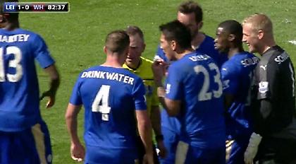 Το αυστηρό πέναλτι με το οποίο ισοφάρισε η Γουέστ Χαμ τη Λέστερ (video)