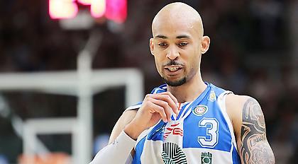 «Όργια» Λόγκαν, θρίαμβος για Σάσαρι