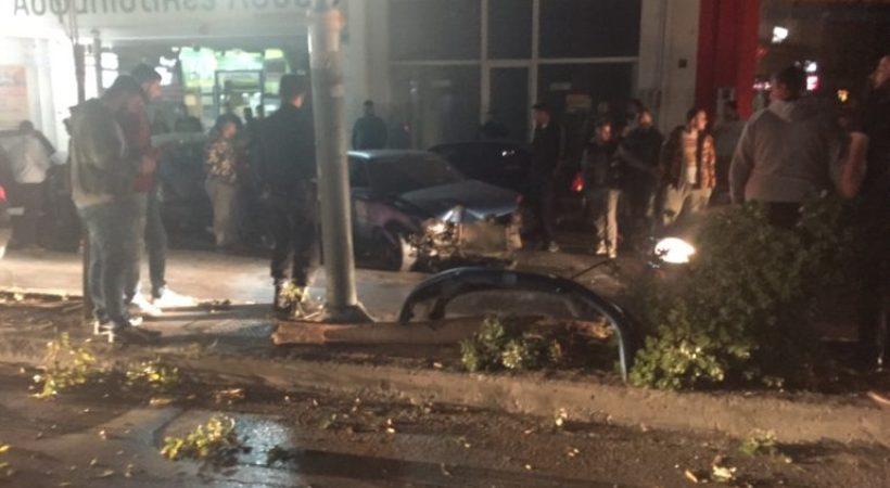 Απίστευτο τροχαίο: Έκανε τον ραλίστα και ''έσπειρε'' τον πανικό!