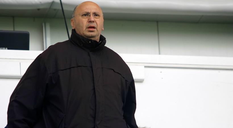 Μονεμβασιώτης: «Παραχωρούμε τις μετοχές του Απόλλωνα»