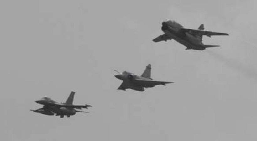 Δεκαπέντε τουρκικές παραβιάσεις και σωρεία παραβάσεων στο Αιγαίο