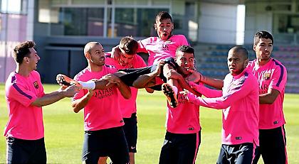 Το καινούργιο λουκ του Νεϊμάρ, βασικό θέμα στην προπόνηση της Μπαρτσελόνα (video)