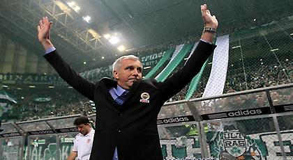 Ομπράντοβιτς: «H FIBA λέει… μεγαλοστομίες»