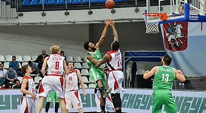 Τορπίλη στον «Κόκκινο Οκτώβρη» η Ούνιξ