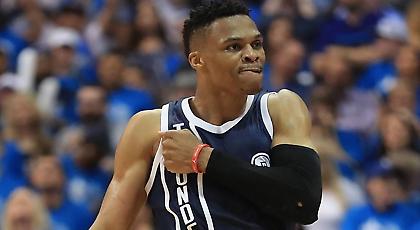 «Έκλεισε» τα φώτα στον Νοβίτσκι ο Γουέστμπρουκ! (video)