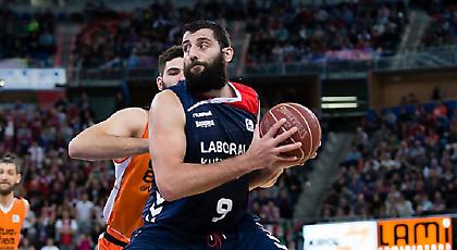 Γιορτάζει ο Μπουρούσης! (pic)