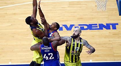 Ο Ζοτς τη νίκη, ο Ντούντα κράτησε τη διαφορά