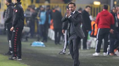 Η αντίδραση του Βίτορ Περέιρα στον ξυλοδαρμό του διαιτητή (video)