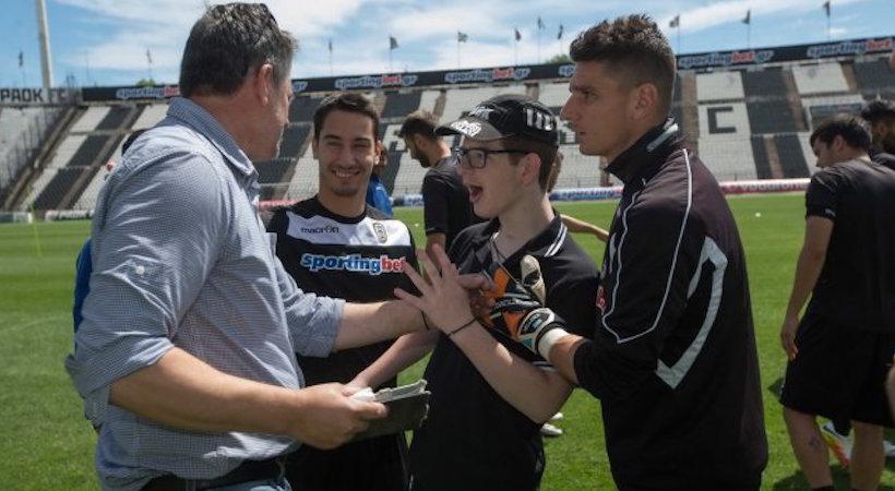 Ο ΠΑΟΚ «αγκάλιασε» τον μικρό Θοδωρή (pics)