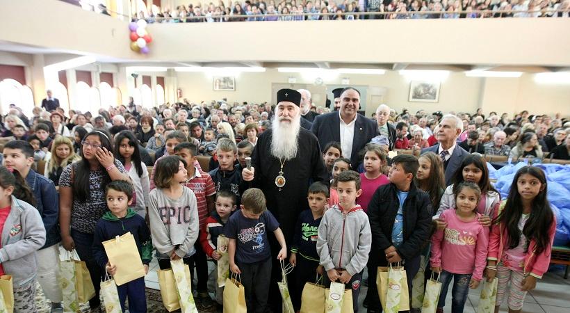Στο πλευρό 2500 οικογενειών που το έχουν ανάγκη ο Ολυμπιακός