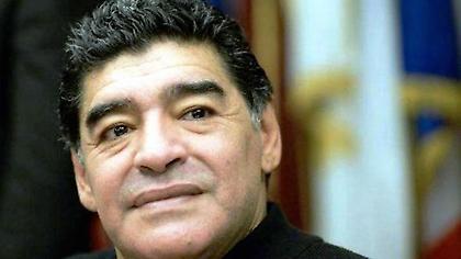 Μαραντόνα: «Πρωταθλήτρια με τη βοήθεια των διαιτητών η Γιουβέντους»