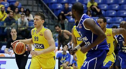 Το… παλεύει για την πρωτιά η Μακάμπι