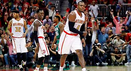 Και πάλι το προβάδισμα οι Χοκς