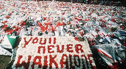 Και η Βιγιαρεάλ τιμά τους 96 νεκρούς της Λίβερπουλ!