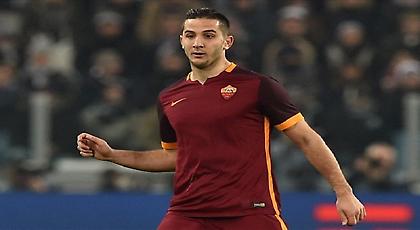 Η Αγγλία στα «πόδια» του Μανωλά