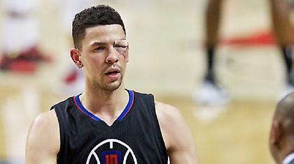 Ηρωικός Ρίβερς, έκανε 11 ράμματα και επέστρεψε να παίξει (video)