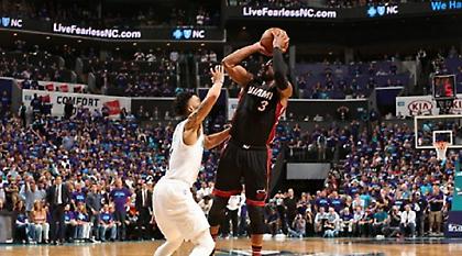 «Flash» ξανά στην κορυφή (video)