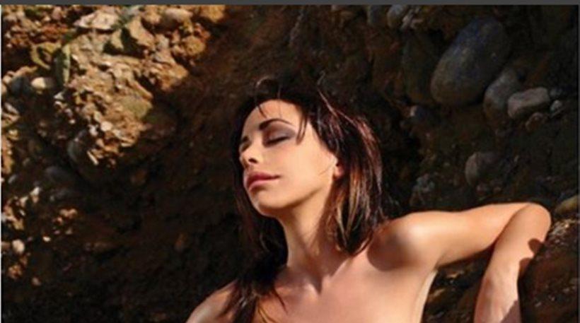 Ελλη Παπαγγελή: Μήπως πείραξε λίγο το πρόσωπό της;