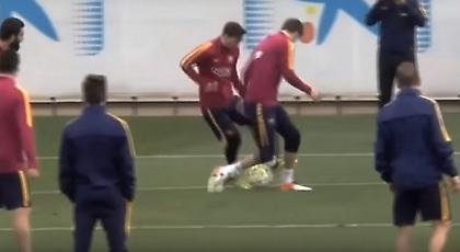 Ξεφτίλισε τον Πικέ ο Μέσι (video)