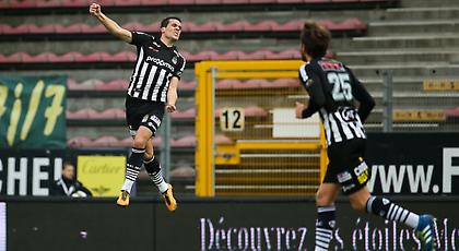 Παρέμειναν παρέα στην κορυφή