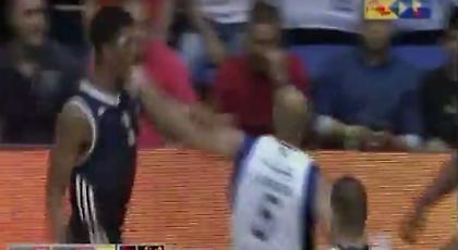 Μπουνιές σε αγώνα μπάσκετ της Βενεζουέλας