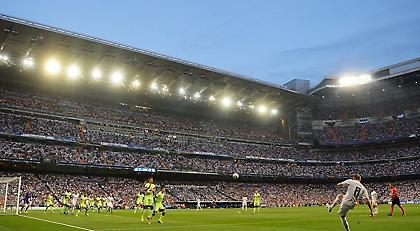 Ξύλο οπαδών της Σίτι με την αστυνομία (video)