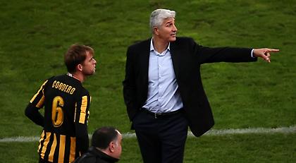 «Φουλ» η ΑΕΚ στον τελικό