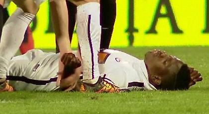 ΣΟΚ: Παίκτης στη Ρουμανία κατέρρευσε στο γήπεδο και χαροπαλεύει! (video)