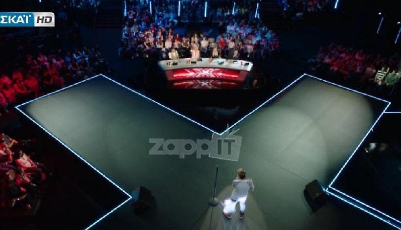 X Factor: Τον πέρασε πρώτο και έπειτα έδωσε την καρέκλα του σε άλλον!