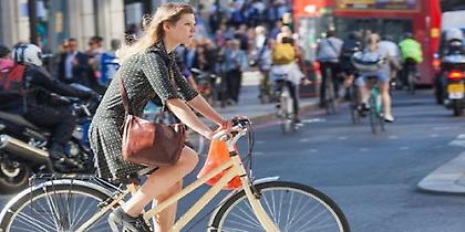 Περπάτημα και ποδήλατο κάνουν καλό, ακόμα και με... ατμοσφαιρική ρύπανση