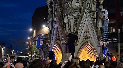 Τρέλα στο Λέστερ για το θαύμα (pics)