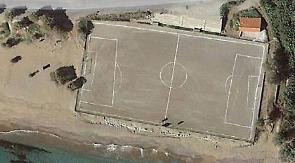 Το θεόστραβο ελληνικό γήπεδο