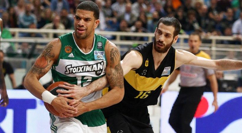 Φελντέιν: «Δημιουργούν… τρελή ατμόσφαιρα οι οπαδοί του Άρη»