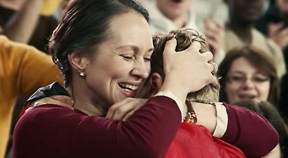 Στην πιο συγκινητική διαφήμιση για την γιορτή της μητέρας πρωταγωνιστούν αθλητές (video)