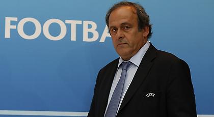 Έπεσε η ποινή, αλλά φεύγει ο Πλατινί